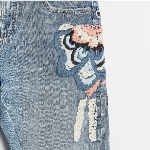 PILCRO Embroidered High-Rise Relaxed Jeans - Blue - Size 25 - Picture 7 of 15